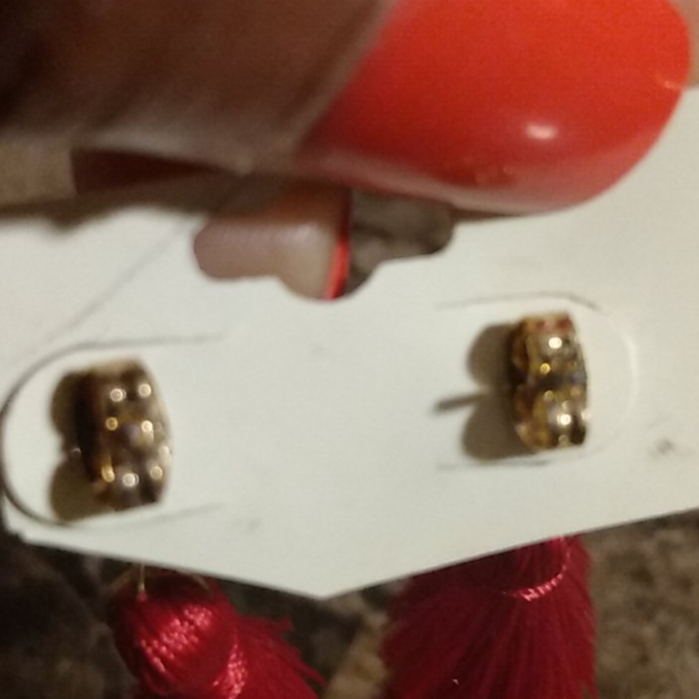 Earrings - Picture 3 of 3